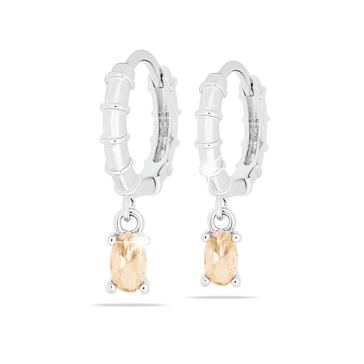 Cerchio argento con pietra pendente rosa